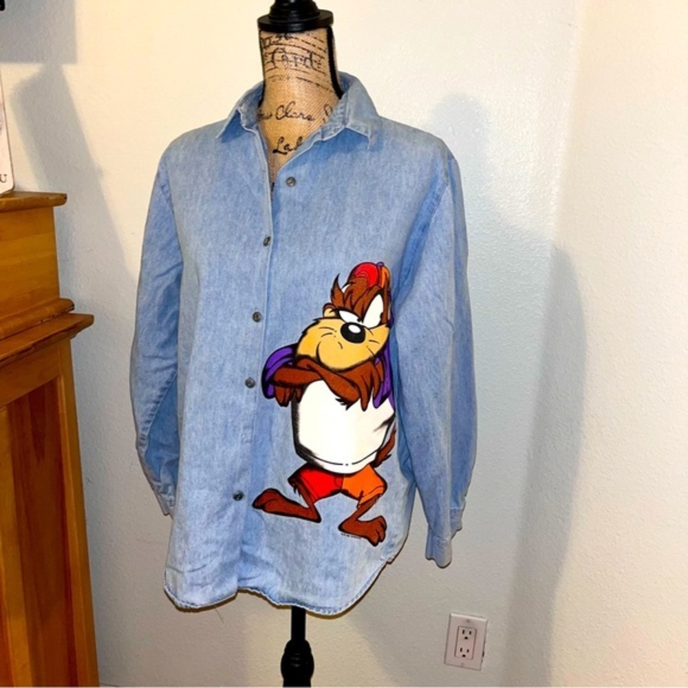 Beverly Hills blues Warner Brothers denim button down shirt